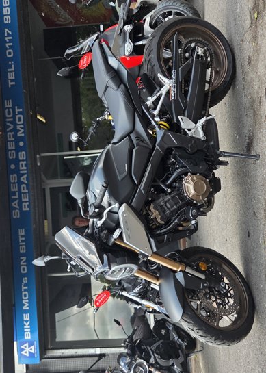 Honda CB650R